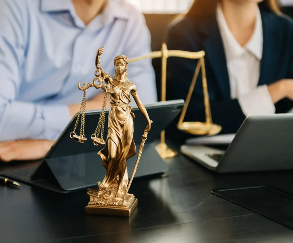 Compliance, Gesetze, Büro